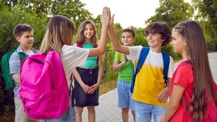 Игры-минутки и вожатские приемы: как разнообразить обычный урок и добавить в него изюминку